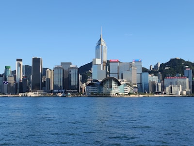 引言：时代的召唤与香港企业家精神的传承