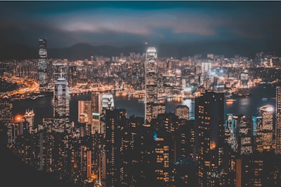 创新与科技驱动：培育新的增长引擎