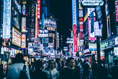 战略调整：适应新时代的发展需求