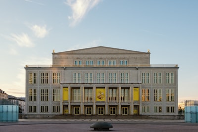 确保合规性与后续管理