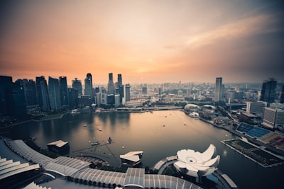 公司秘书的重要性：合规助手，助力企业稳健发展