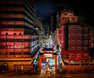 引言：香港的璀璨机遇与人才渴求