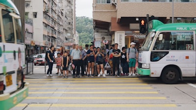 申请流程：一步步迈向香港