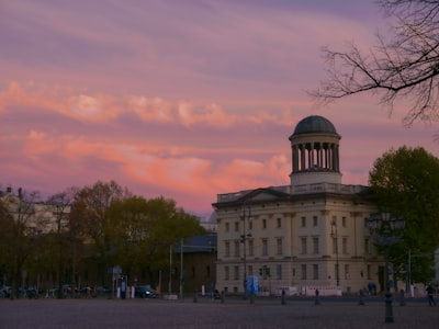三、德国公司注册的常见问题与注意事项：未雨绸缪，避免常见陷阱